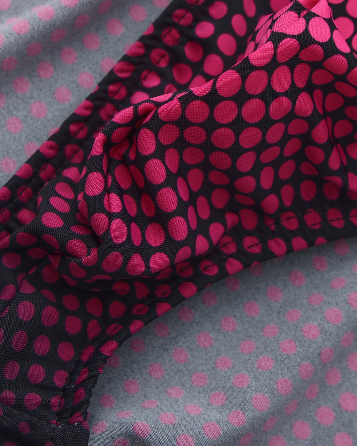 BSZN Gradient Dot Brief — Pink graduated dots close-up.