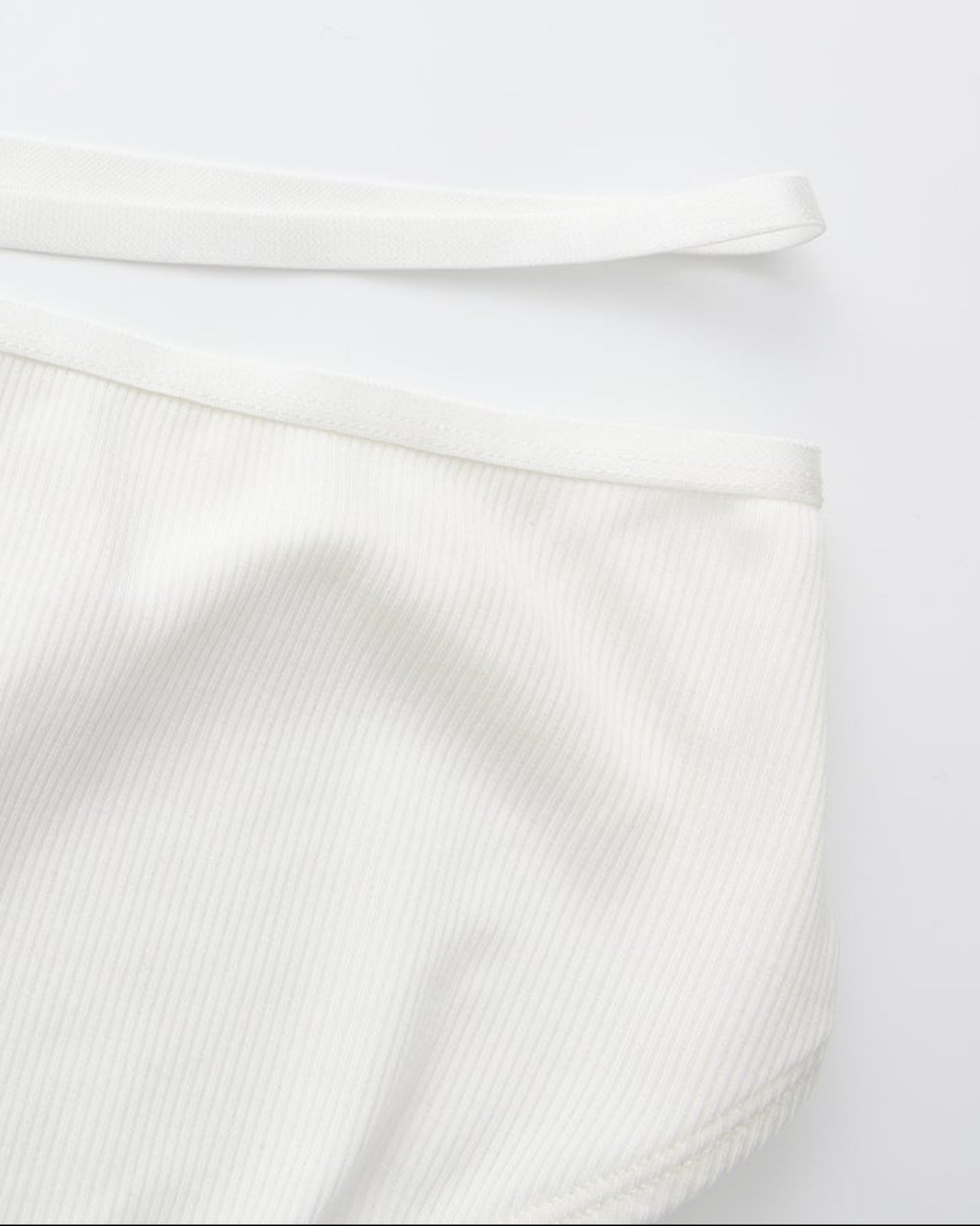 Single-Line Cutout Brief - product view 12