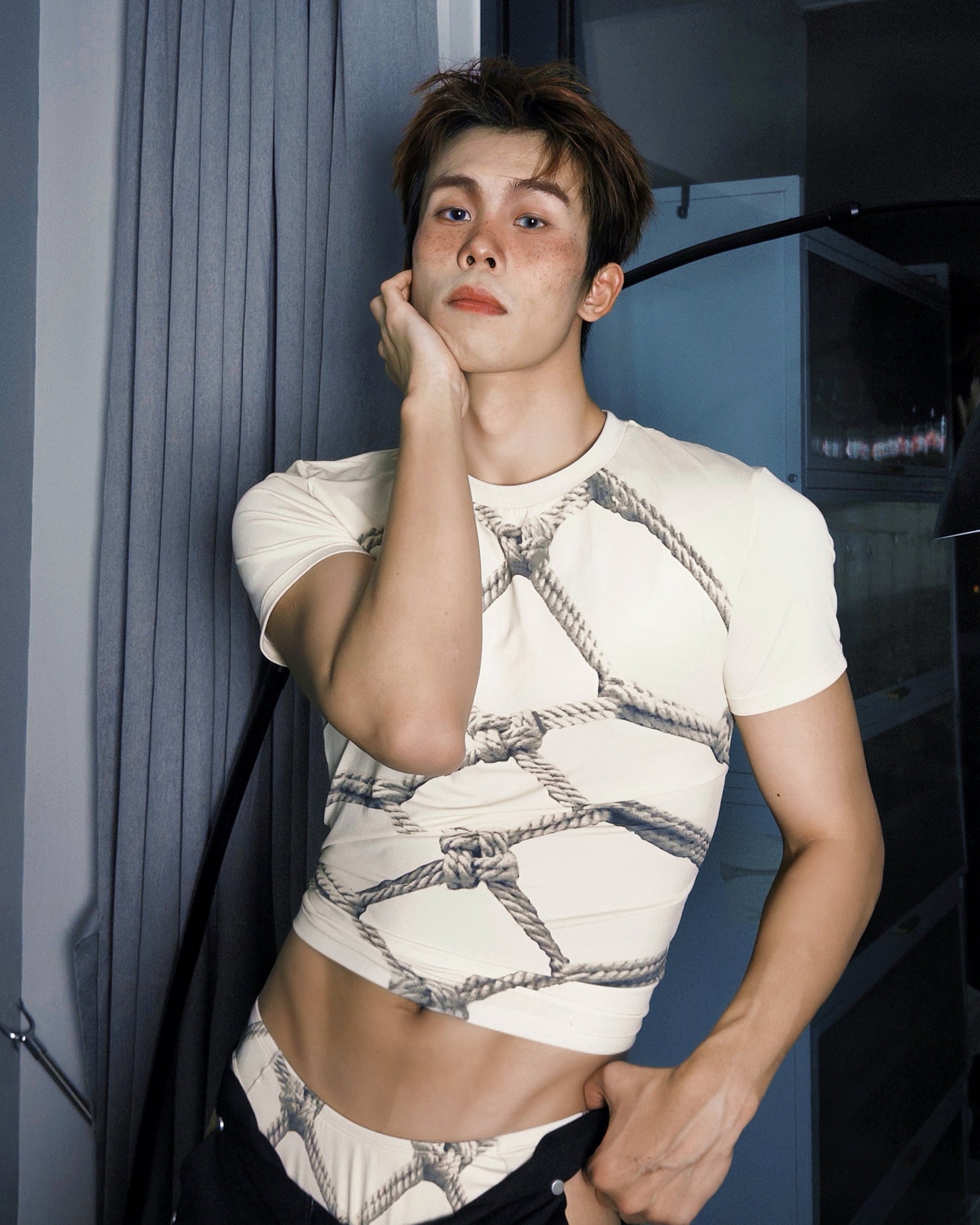 Bound Rope Graphic T-Shirt - product view 5