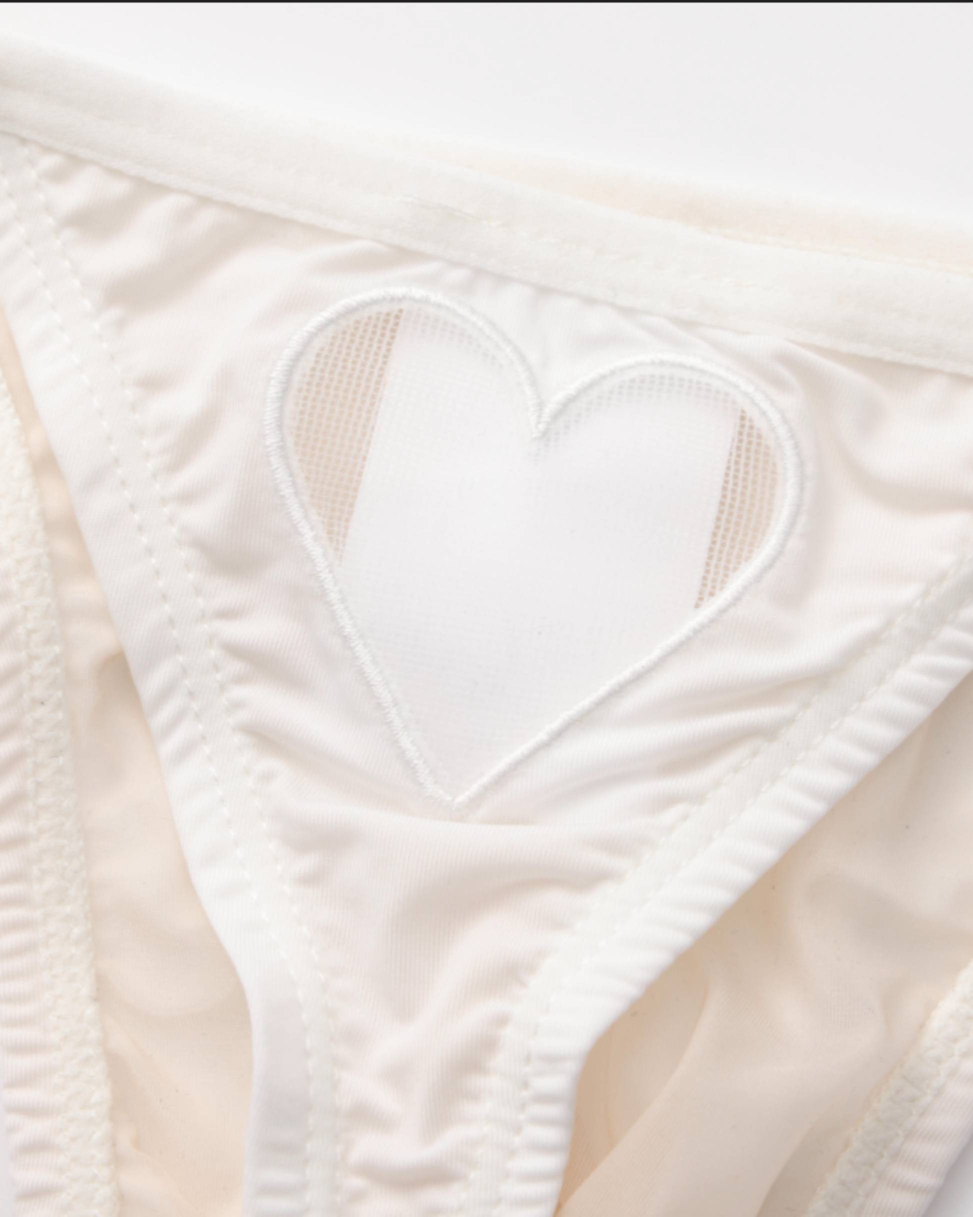 Heart Cutout Thong, alternate product view 6