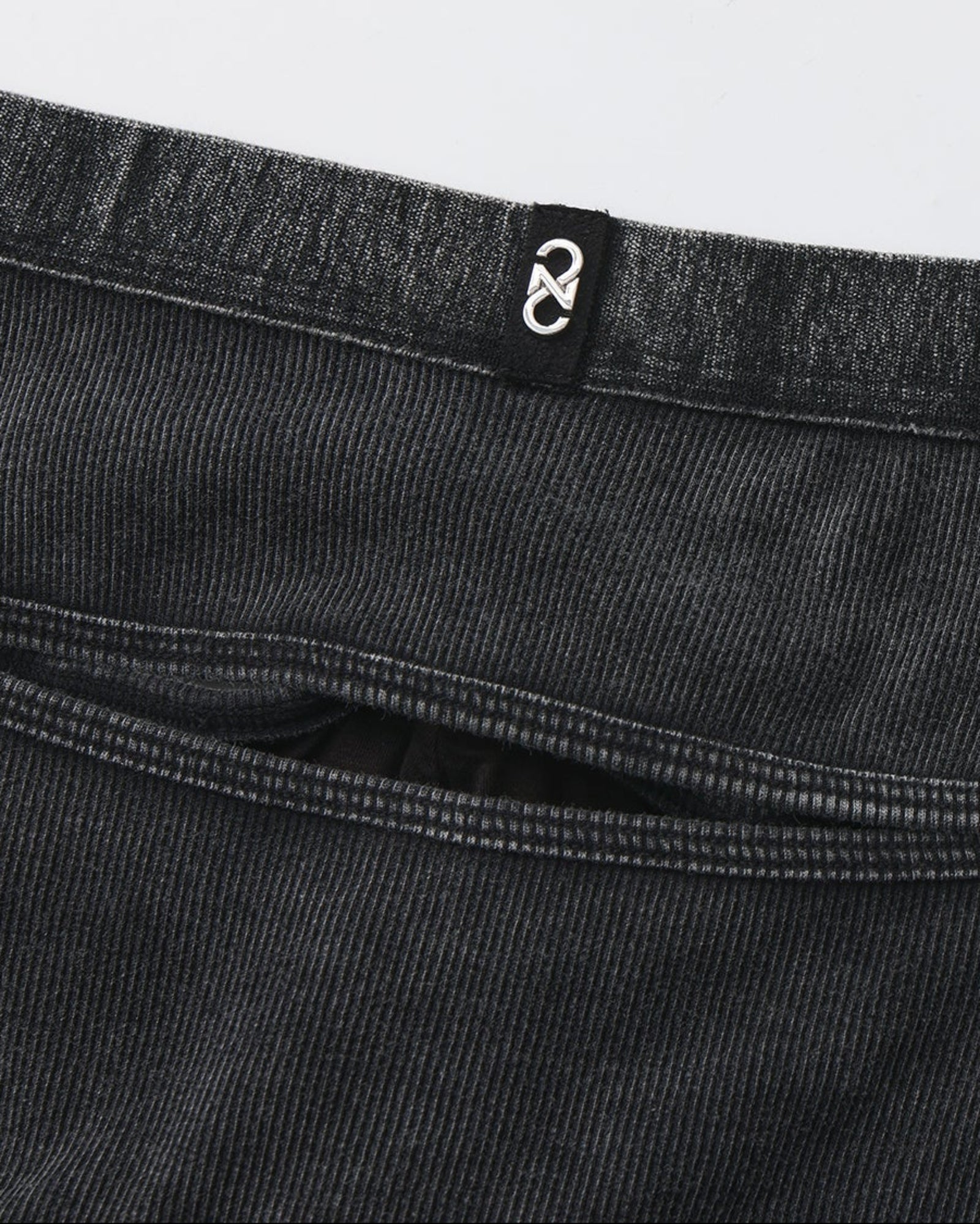 Geometric Cutout Trunk - product view 6