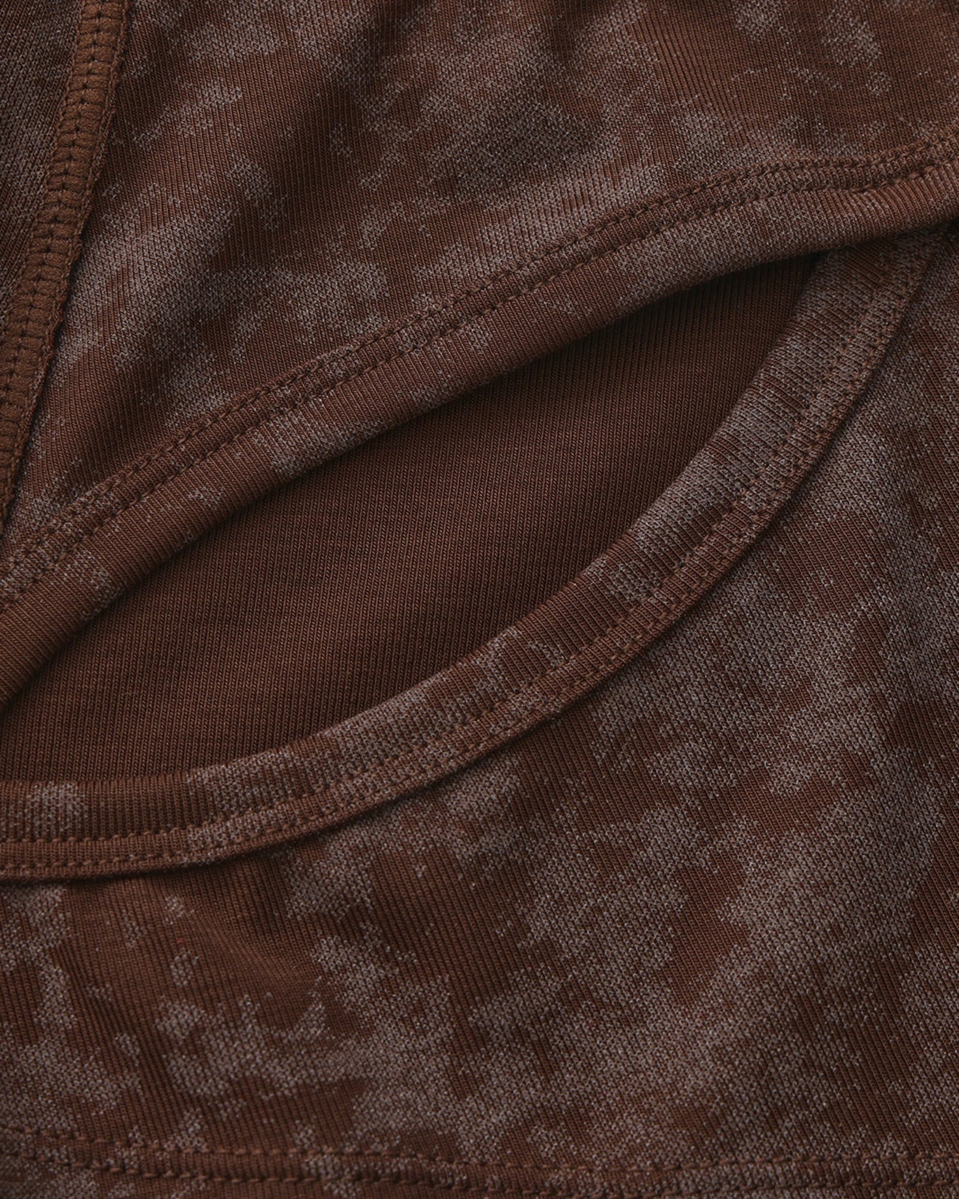 Playful Cutout Trunk - product view 6