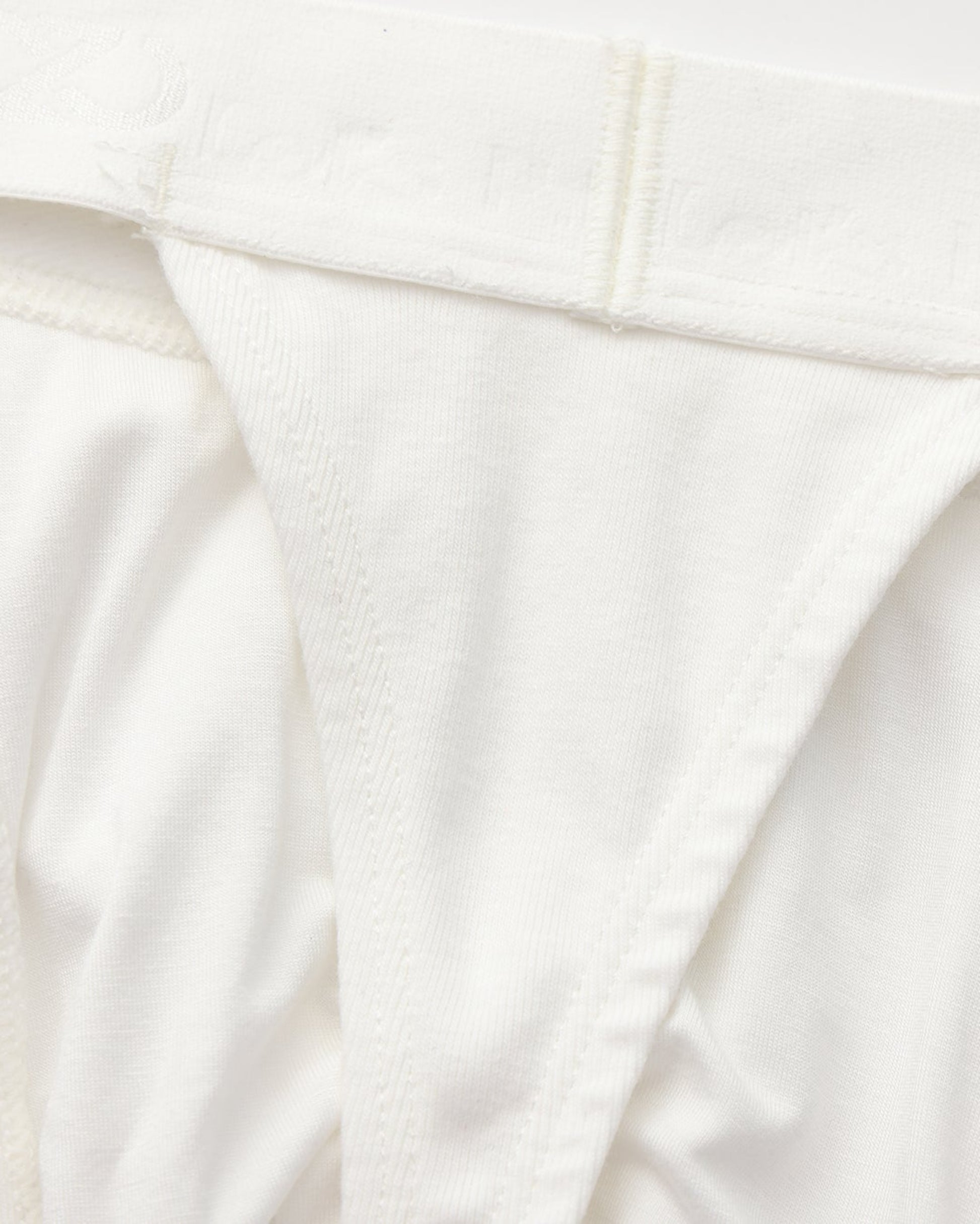 BSZN Thorn Print Thong, white ribbed cotton fabric detail