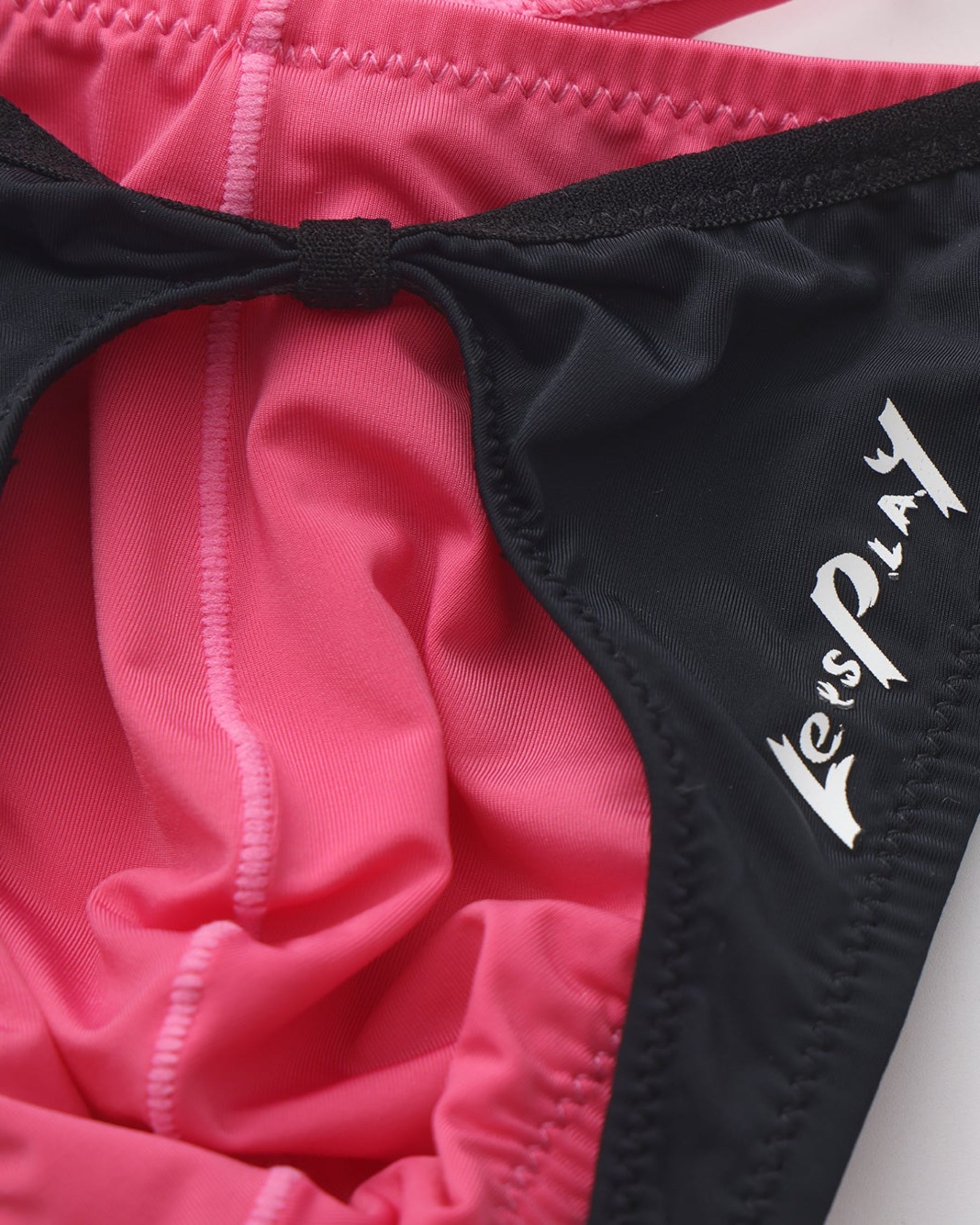BSZN Heartlift Iridescent Pouch Thong, alternate product view 11