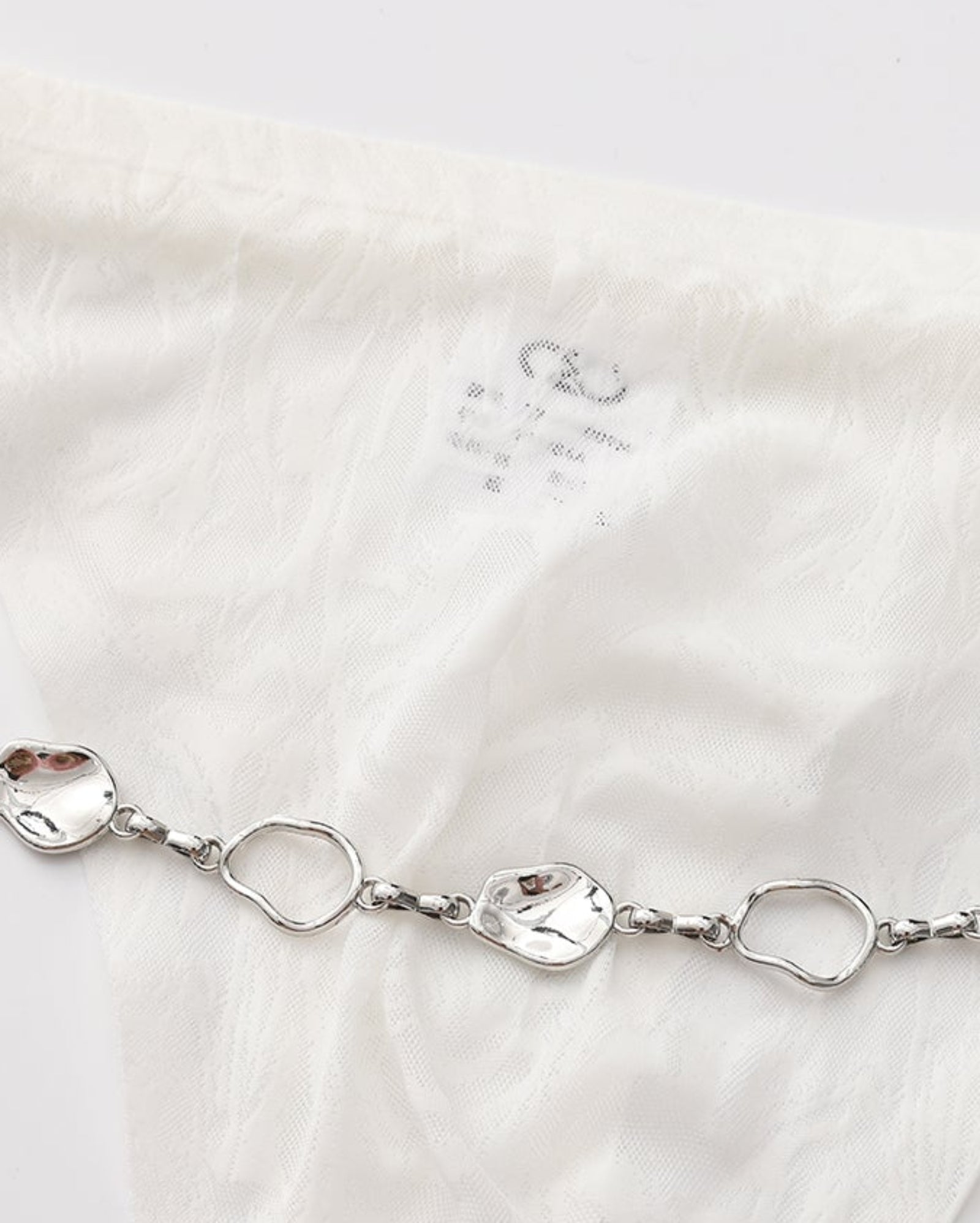 High-Cut Chain Brief - product view 7