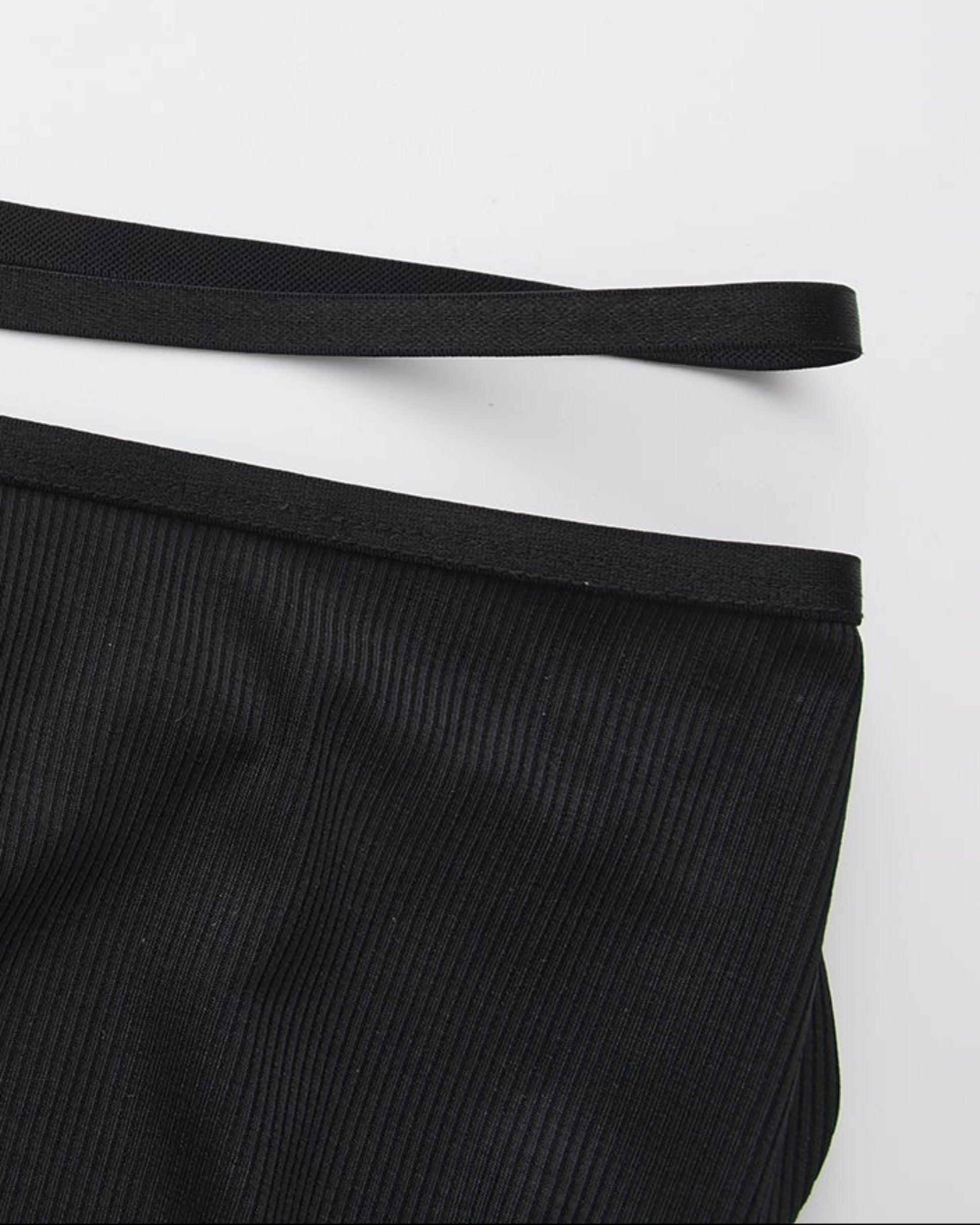 Single-Line Cutout Brief - product view 15