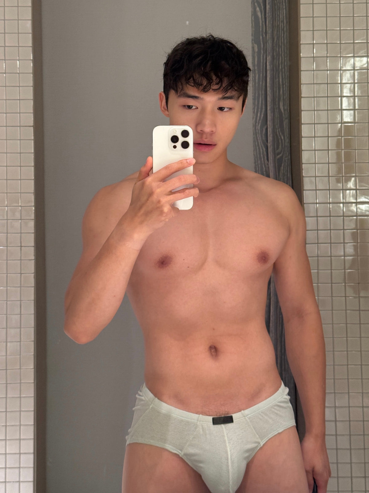 BSZN Club — Crystal Veil V-Sculpt Brief — look 10